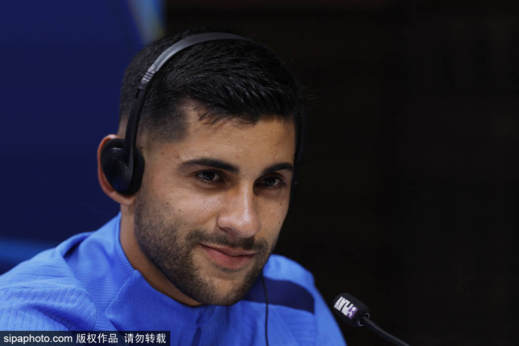 他的教练弗, 员能够在比 他的教练弗, 员能够在比