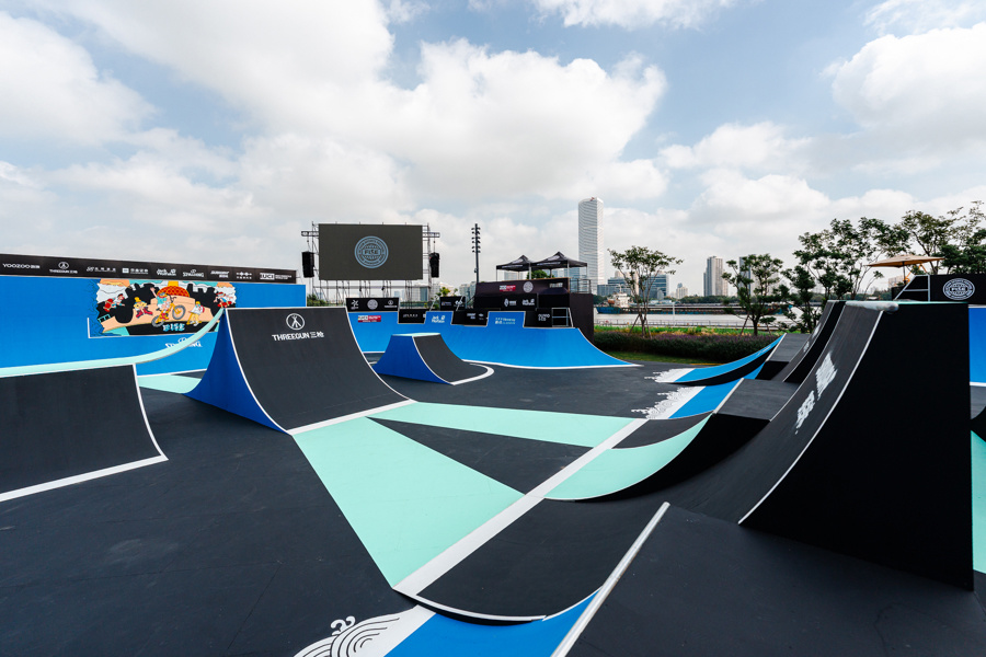 的传送门 的传送门